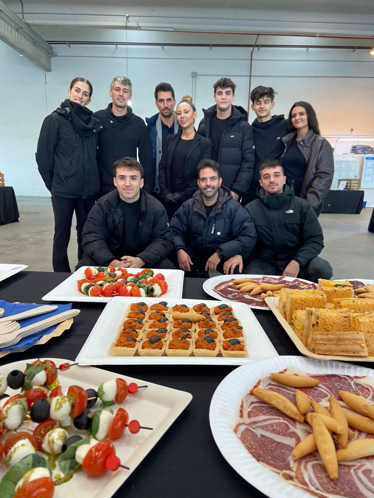 Camareros y camareras para desayuno de cátering